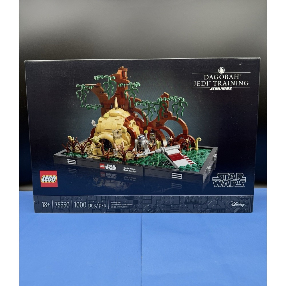 LEGO Star Wars 75330 Dagobah Jedi Training Diorama Set 1000 Pieces New & Sealed